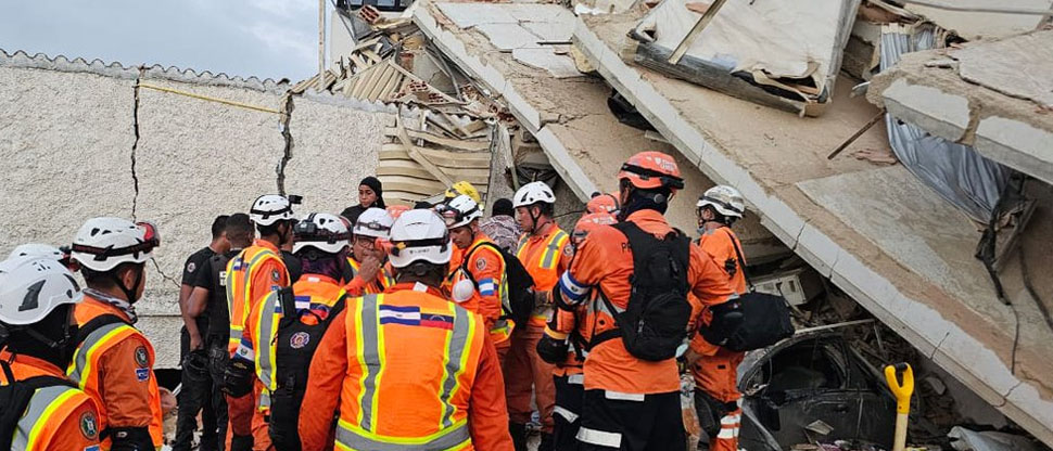Venezuela eleva a 1,719 los fallecidos por devastadores terremotos
