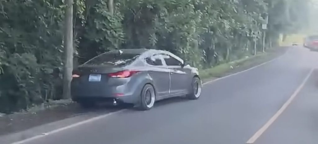 Denuncian a conductor que pudo ocasionar accidente solo por «ahorrarse» unos segundos de tráfico