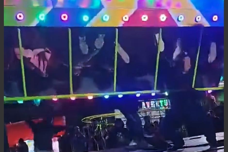 Momento de terror: Colapsa juego mecánico en la feria de Huehuetenango, Guatemala