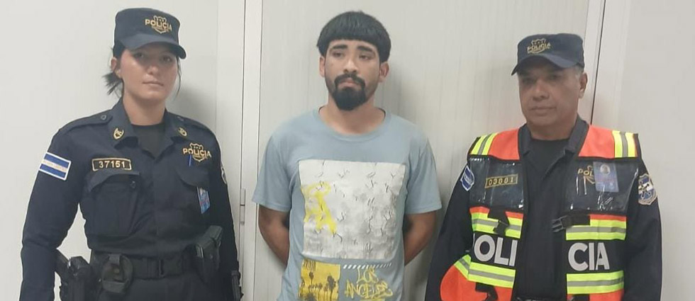 Arrestan a peligroso MS-13 cuando ingresó al país en un vuelo procedente de Estados Unidos