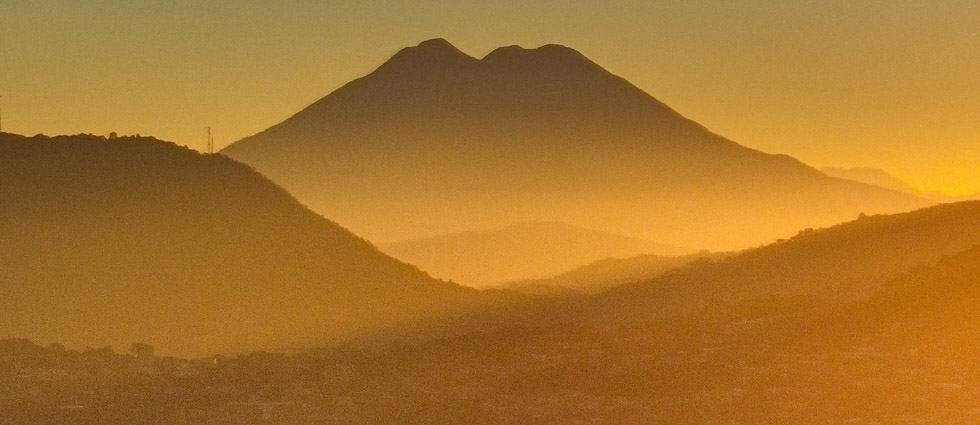 Polvo del Sahara se mantiene en concentraciones altas en El Salvador: «Existe riesgo alto a la salud»