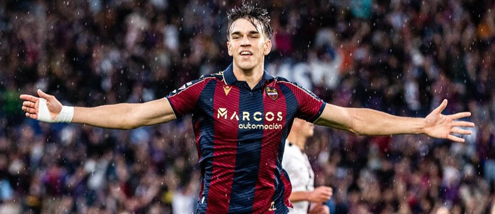 Oficial: ¡Carlos Espí, nuevo jugador del Real Madrid!