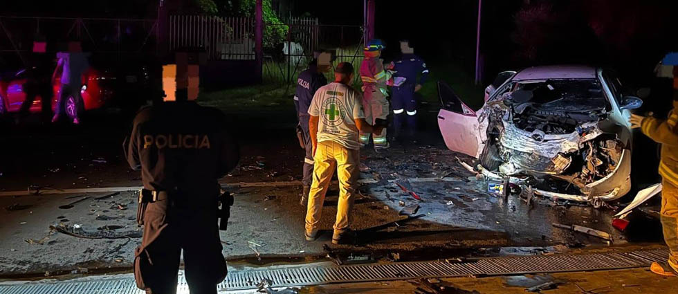Grave choque deja a dos personas fallecidas y a dos más en estado crítico en San Miguel