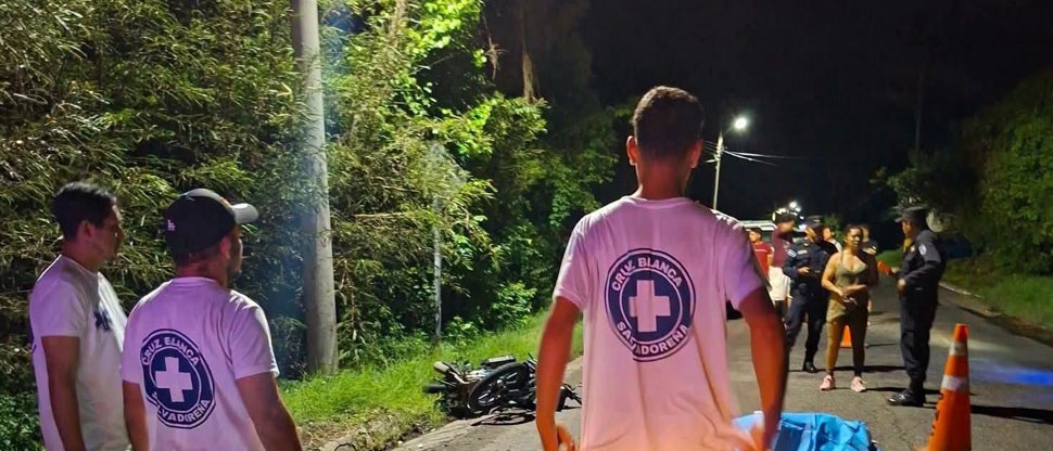 Peatón pierde la vida al ser atropellado por motociclista en San Pablo Tacachico