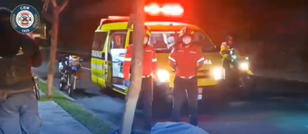 Dejan dos cuerpos abandonados dentro de un costal rojo en la capital de Guatemala