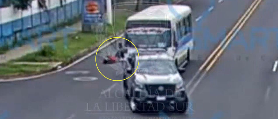 Imprudencia sigue provocando accidentes de tránsito en calles de Santa Tecla