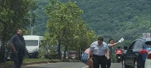 Trágico accidente: Motociclista fallece en carretera frente al cementerio Jardines del Recuerdo