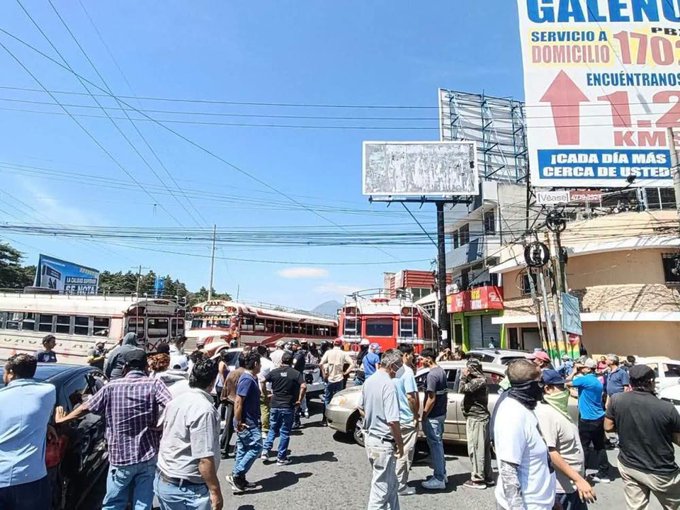 Caravana de 200 buses se movilizará mañana por Guatemala en protesta por alto costa de los combustibles