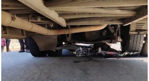 Ciclista fallece tras ser embestido por un bus en la carretera a Santa Ana