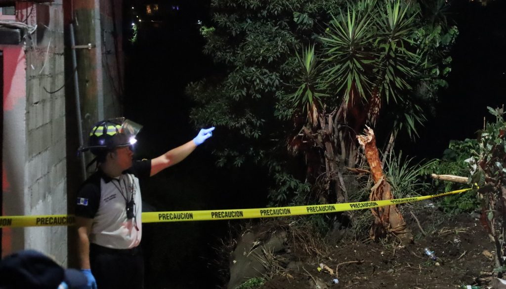 2 mujeres fallecen y 2 hombres resultan lesionados en ataque armado en Villa Canales, Guatemala