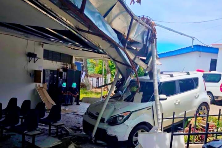 “Killer Soul” se estrella contra el hospital nacional de Santiago de María, Usulután