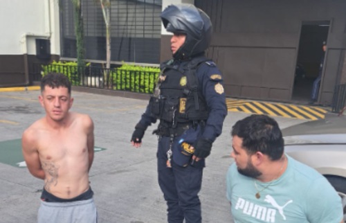 Capturan a mareros tras persecución después que atropellaron a 2 policías en Guatemala