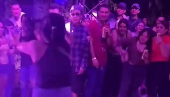 Dos mujeres protagonizan feroz pelea durante baile en Ciudad Arce, La Libertad 