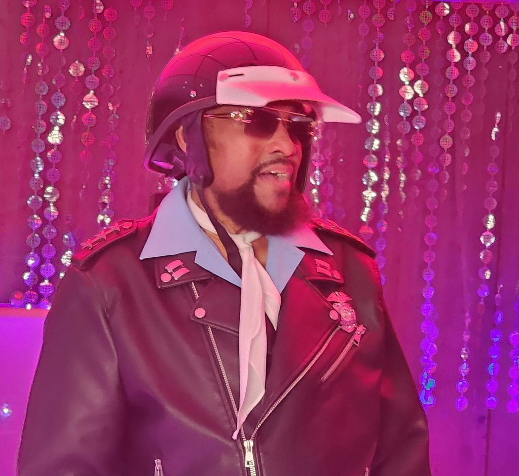 Fallece a los 74 años Victor Willis cantante de Village People