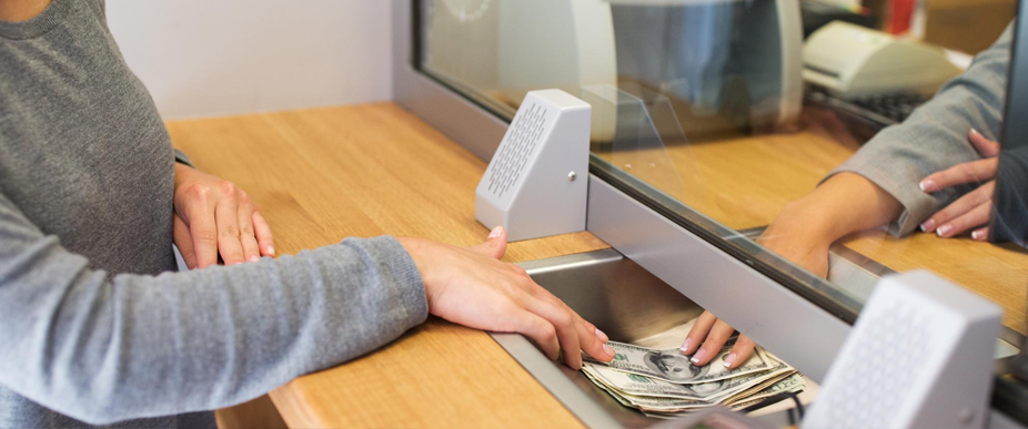 Estos son los horarios de los bancos para las fiestas agostinas