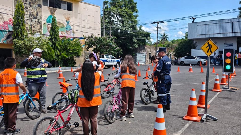 Instalan circuito de educación vial para estudiantes de Morazán