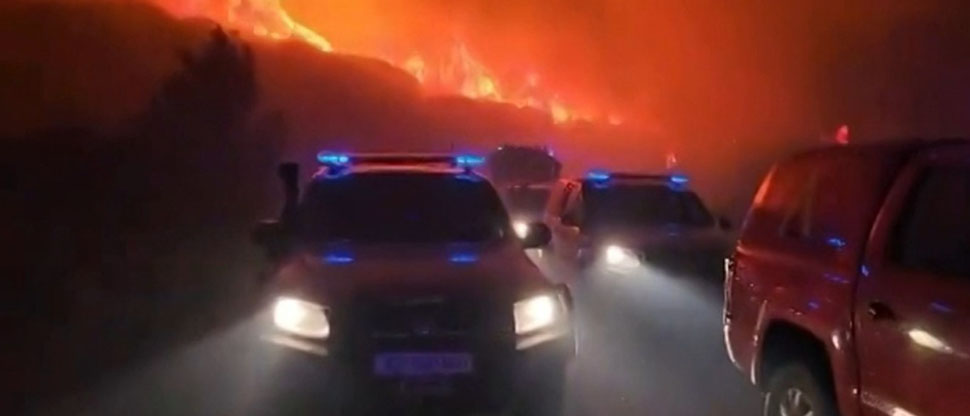 Incendio al norte de Madrid es “el más complejo” de la historia reciente de España
