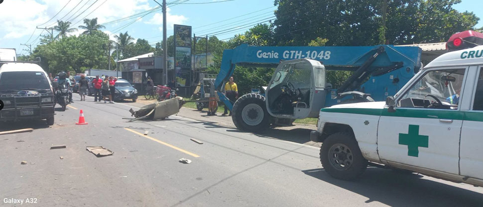 Tres hombres resultan lesionados en accidente de tránsito en San Juan Opico