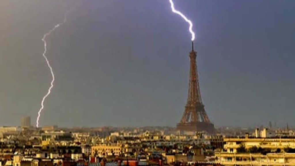 Francia: tormentas eléctricas dejan dos fallecidos y severas afectaciones
