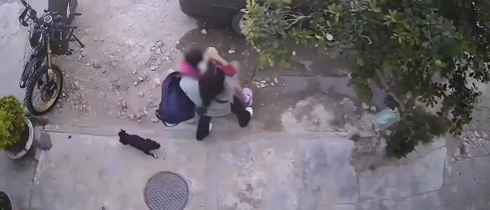 México: vecinos frustran secuestro de una niña que quedó captado en cámaras