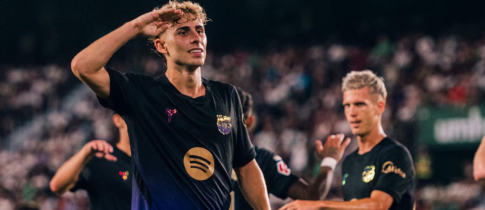 El Barcelona gusta, gana y golea en su estreno liguero contra el temible Elche