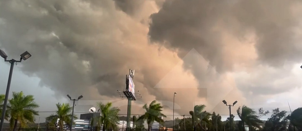 Así fue captado el ingreso de la fuerte tormenta que azotó el AMSS la tarde y noche del jueves