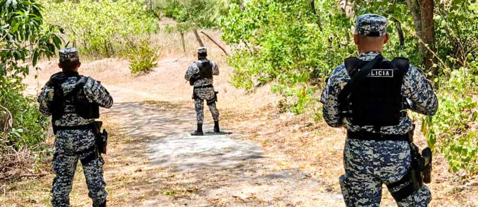 Fuerzas Especiales recorren distintas comunidades de Morazán llevar seguridad a todos los rincones