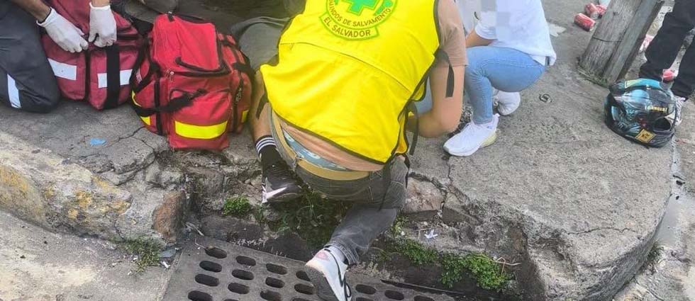 Joven conductor sufre múltiples lesiones tras choque en Sensuntepeque