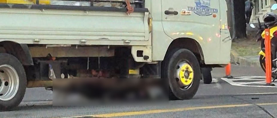 Motociclista termina gravemente en el hospital tras fuerte accidente en San Salvador