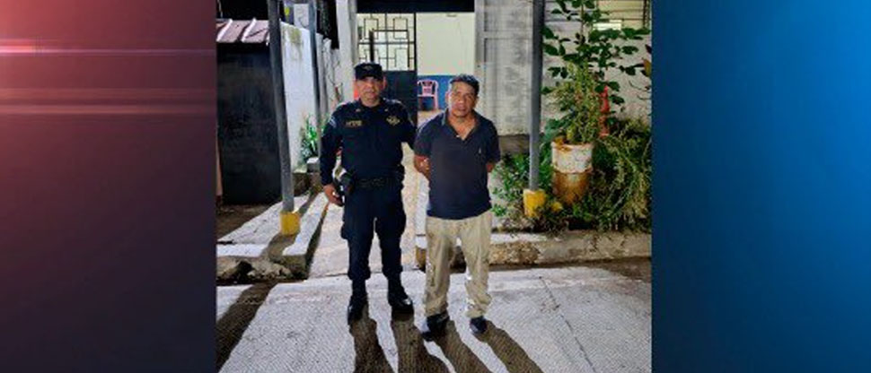 Capturan a sujeto que le puso el machete a su amigo de tragos en Santa Ana