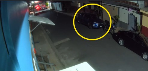 Captan a ladrón justo cuando intentaba abrir un carro en La Unión