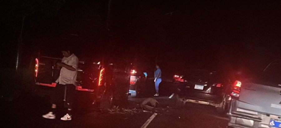 Triple choque complica el tráfico en la carretera de Oro esta madrugada