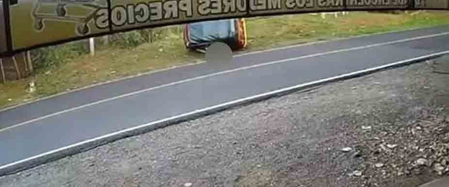 Captan fatal vuelco de mototaxi en Chapeltique, San Miguel