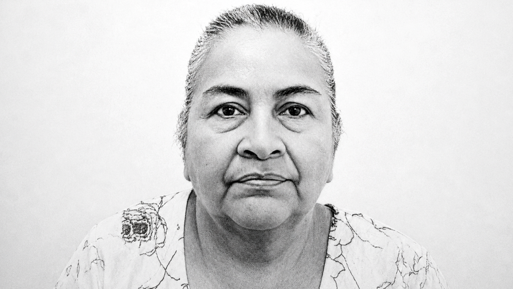 Abuelita es acusada de hurto tras sustraer miles de dólares de los ahorros de una comunidad católica