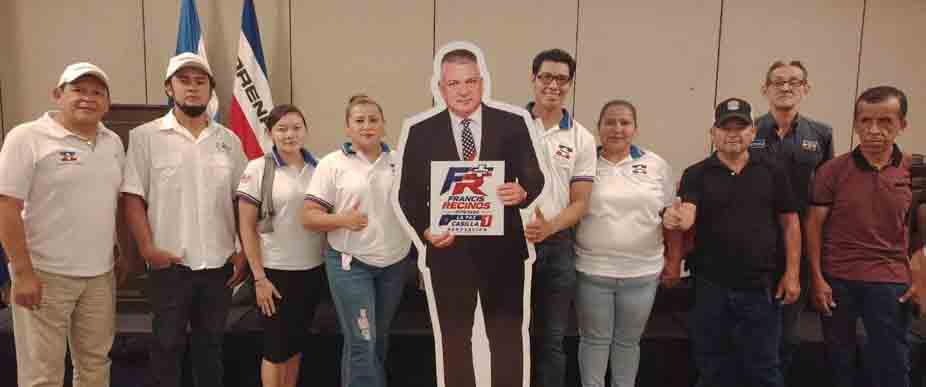 Candidato a diputado de ARENA no llega a convención del partido pero manda «su figura»