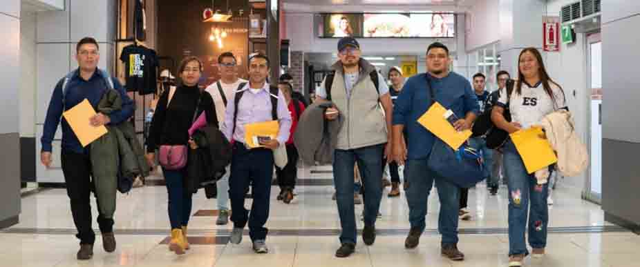 Anuncian la salida de un nuevo contingente de trabajadores a Canadá