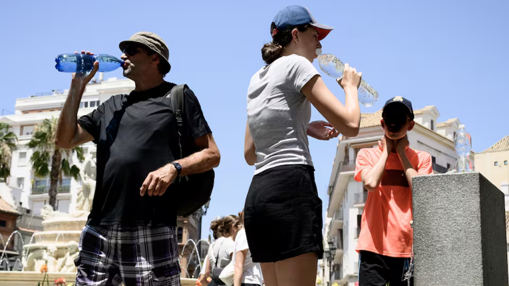 España emite Alerta Roja por intensa ola de calor
