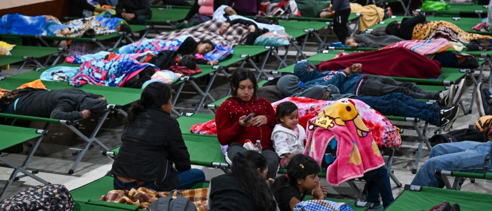 Guatemala: al menos 350 personas han sido evacuadas tras la potente erupción del volcán de Fuego