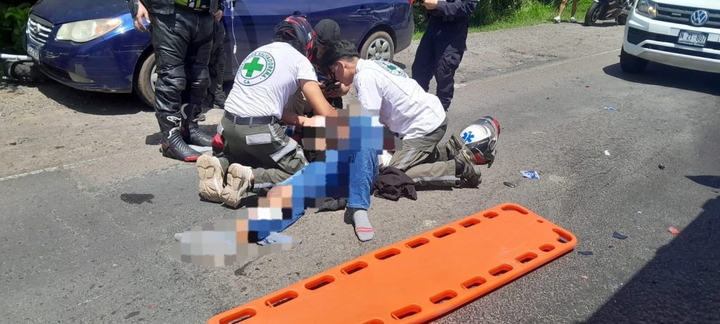 Motociclista resulta lesionado en accidente vial en El Palmarcito