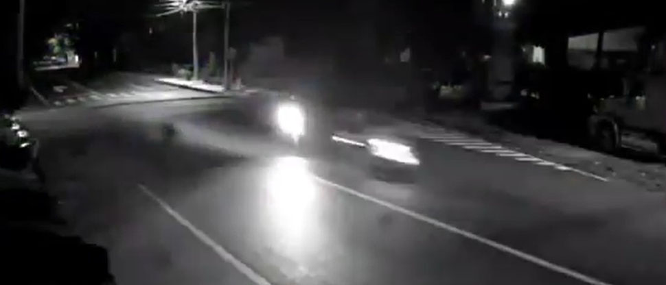 Cámara capta accidente entre dos motociclistas en desvío hacia Apulo