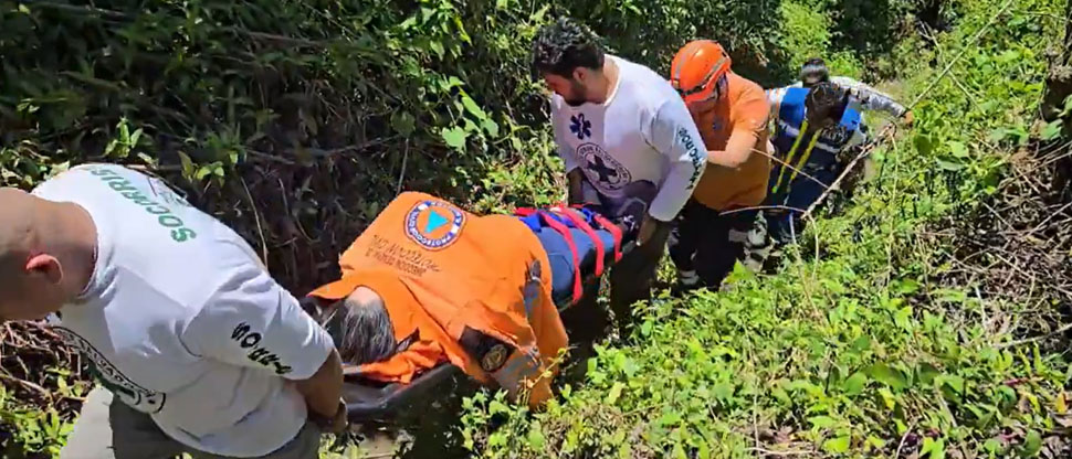 Rescatan a una persona quién sufrió caída en Parque Nacional El Boquerón