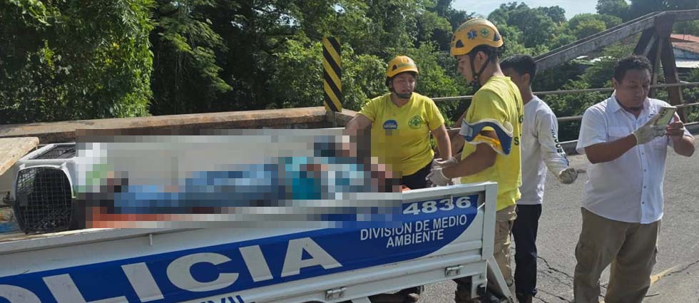 Fuerte siniestro vial deja a dos personas lesionadas en La Paz