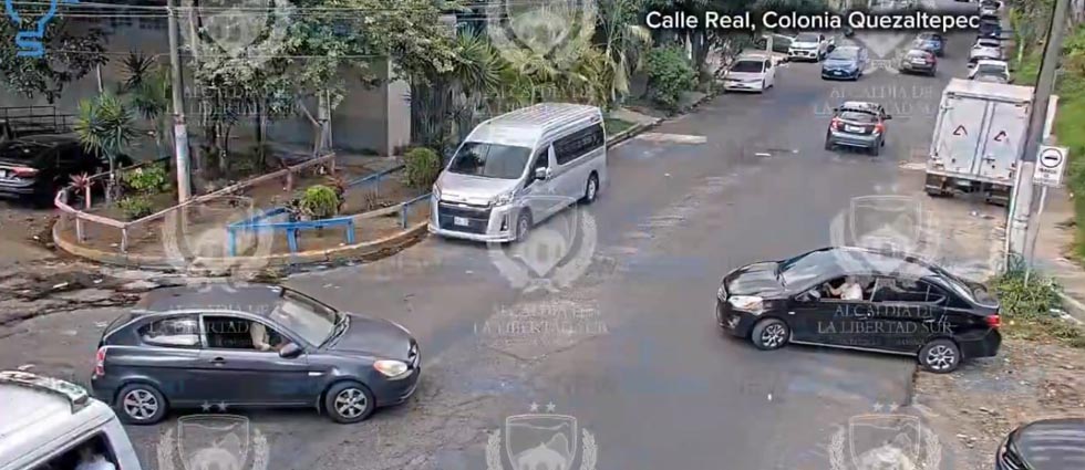 Captan tres siniestros viales provocados por la distracción al volante en La Libertad Sur