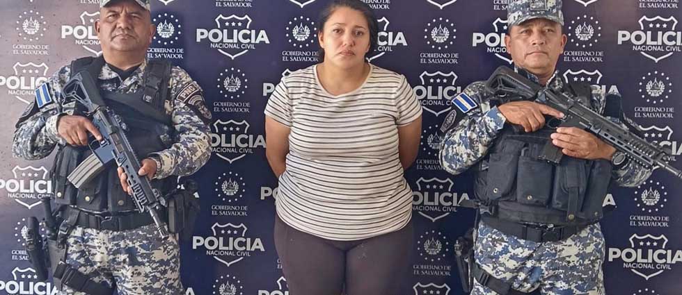 Capturan a pandillera de la MS-13 con antecedentes desde el 2010