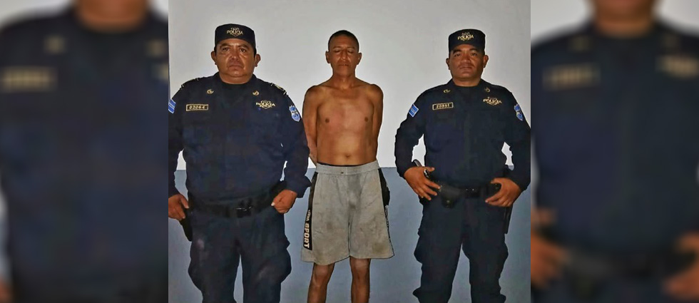 Capturan a sujeto ebrio tras golpear a su madre en Morazán