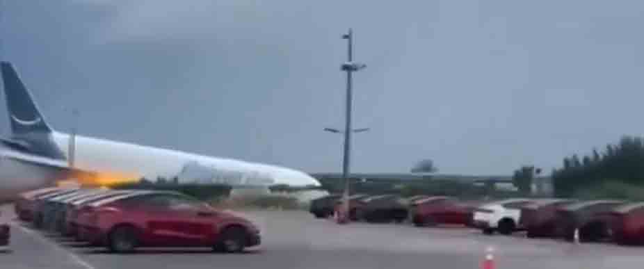 EEUU: así fue el accidente del avión de Amazon en Miami