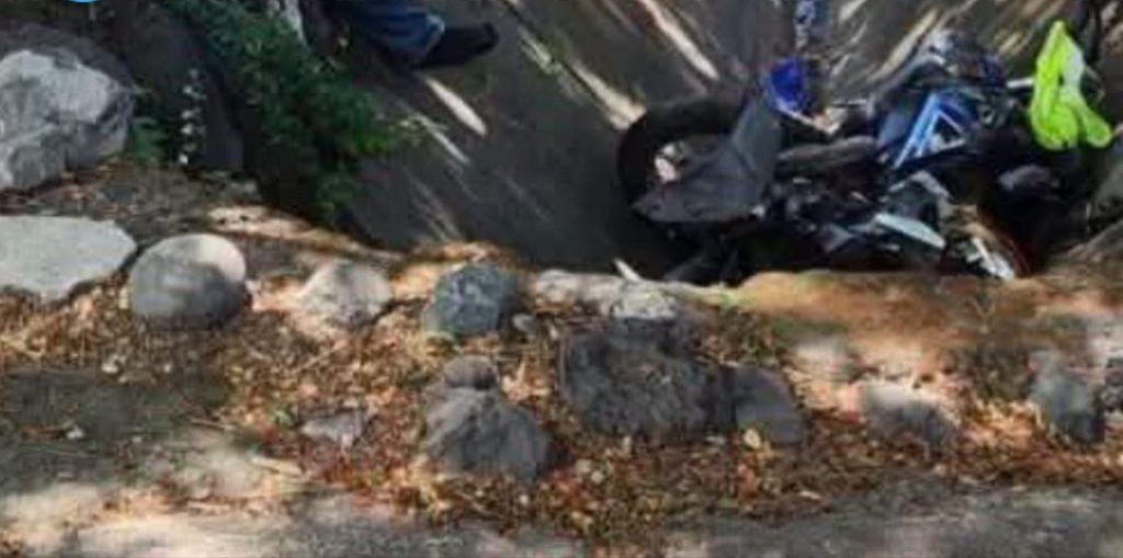Motociclista fallece en aparatoso accidente de tránsito en El Rebalse, San Miguel