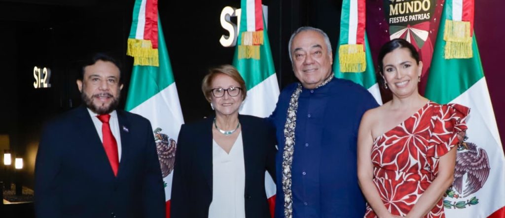Vicepresidente Ulloa participa en la celebración del Día Nacional de los Estados Unidos Mexicanos
