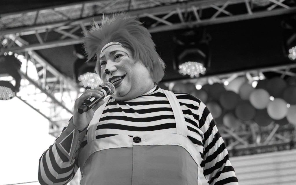 Fallece popular comediante conocido como “Glupy el Gato Mayor”