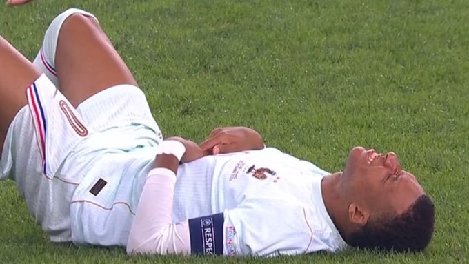 Se encienden las alarmas en el Real Madrid: Mbappé marca un gol a Turquía y sale lesionado